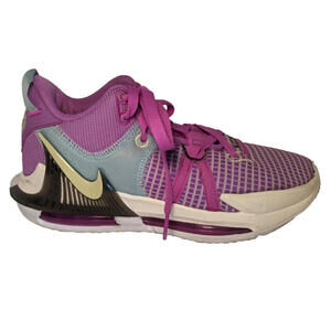 Nike Lebron Witness 7 Fuschia Dream Basketball Shoe Men's size 6.5 Women's 8.5